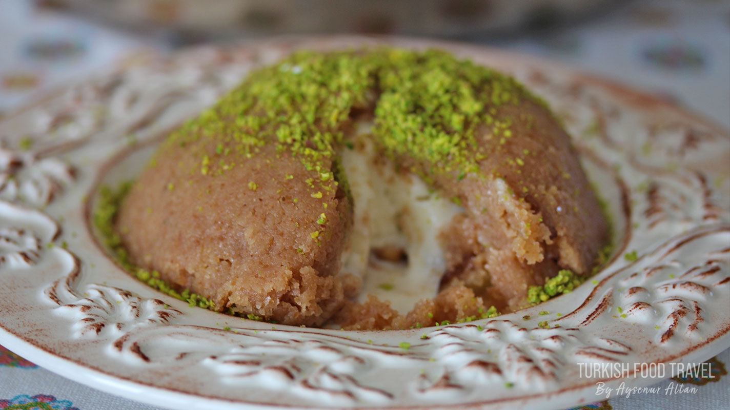 Turkish Semolina Halva "İrmik Helvası" Turkish Food Travel